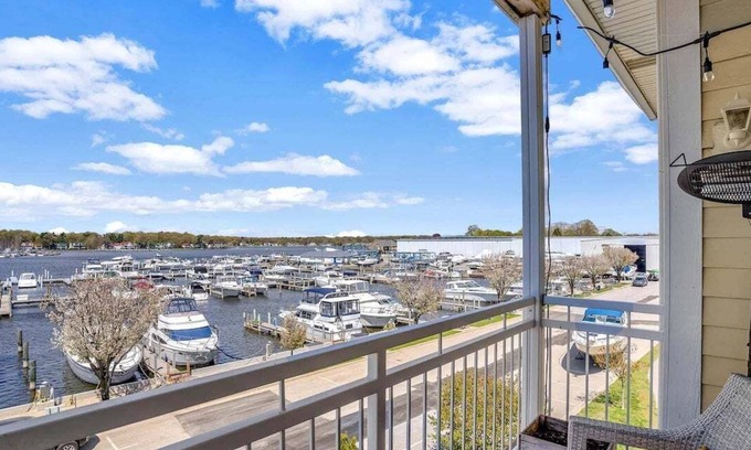 Spring Lake Condo | Marina View Condo w/Pool Access