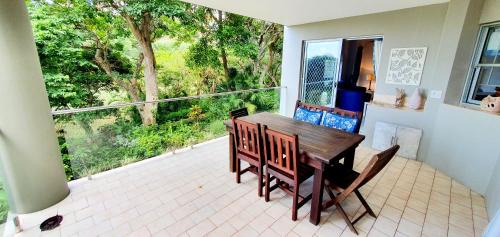 Ramsgate Beach Apartment | Marine Glen 6 - 6 Sleeper - Next to Ramsgate Famous Waffle House!