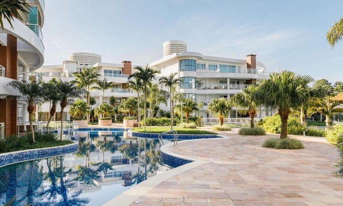 Ponta das Canas Apartment | Marine Home & Resort - Cobertura 4Q pé na areia