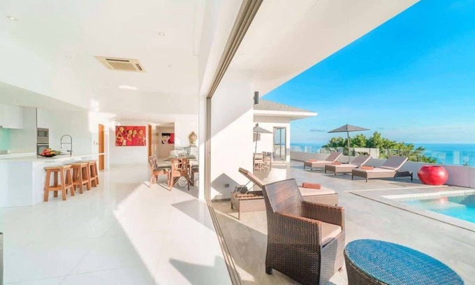 Maret Villa | Marinella : Villa 3 suites, piscine, splendide vue