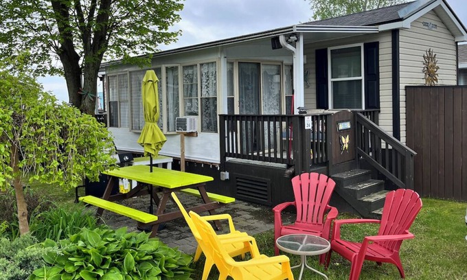 Sherkston Resort | MARINER Getaway cottage at Sherkston Resort Port Colborne