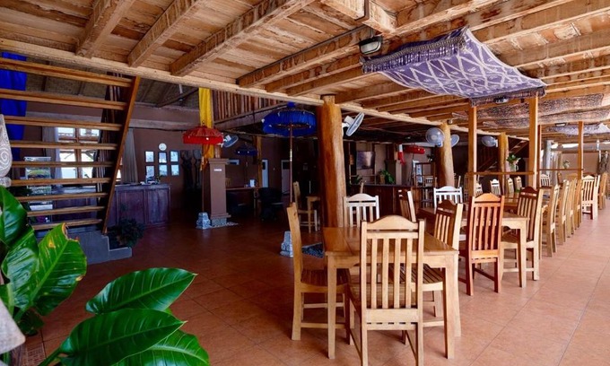 Tambolaka Hotel | Mario Hotel and Cafe