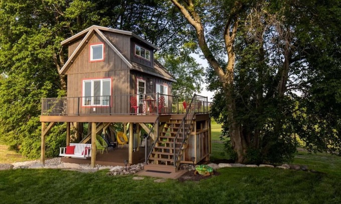 Perham Cabin | Marion Lake Tree House