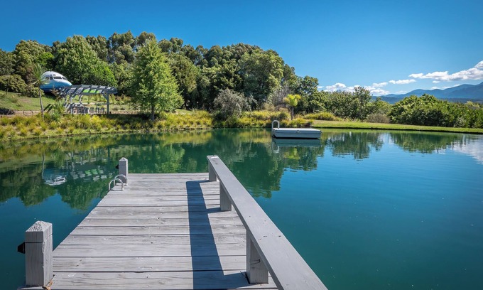 Mariri Cottage | Mariri Heights Sequoia Cottage Family and Pet Friendly
