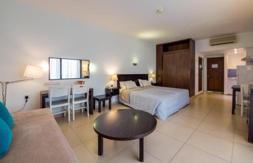 Ayia Napa Resort | MarisMare Apartments