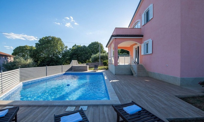 Medvidici Apartment | Mariuccia with Private pool