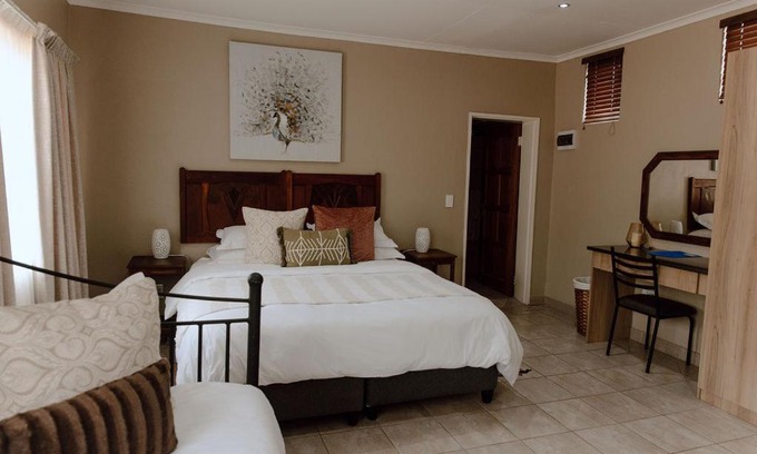 Rustenburg House | Marjaniek Wedding Venue & Guest House