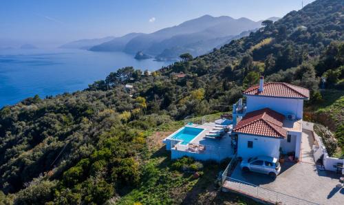 Xanthi Region Villa | Mark Heritage