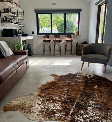 Piet Retief Apartment | Market on 5