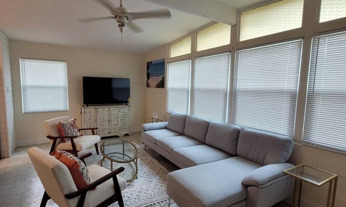 Vero Beach South House | Marlin House- Close to the beach, Cleveland Clinic, Downtown
