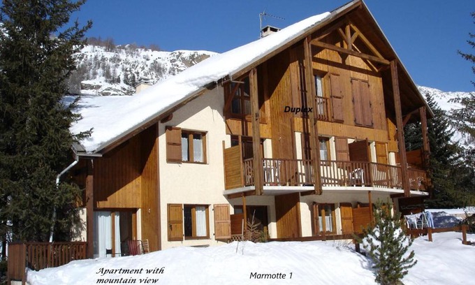 Monetier-les-Bains Apartment | Marmotte Le Monêtier Apartment