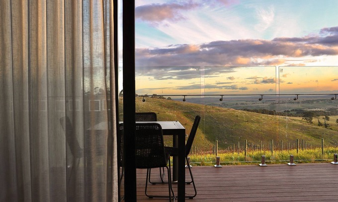 Mickleham Hotel | Marnong Estate