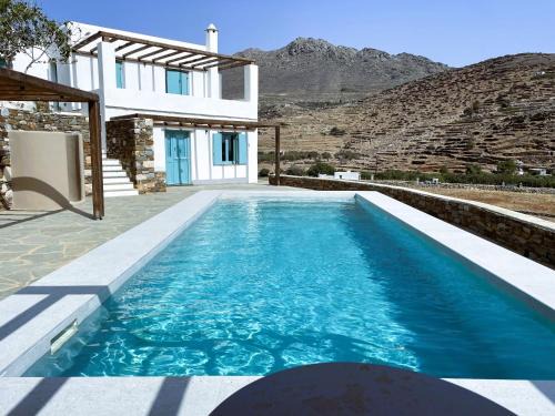Panormos House | Maroniti