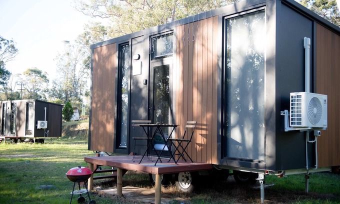 Maroota House | Maroota Greens JOY by Tiny Away