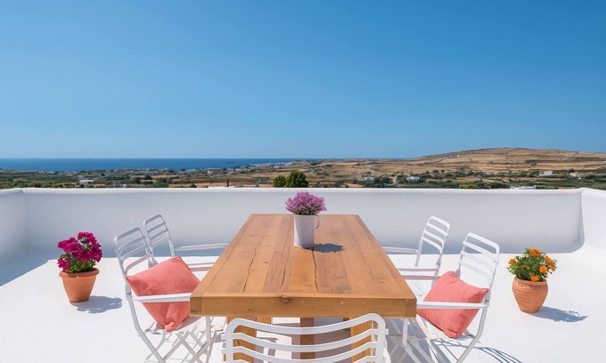 Marpissa House | Marouso Villa - Paros Seaview Getaway