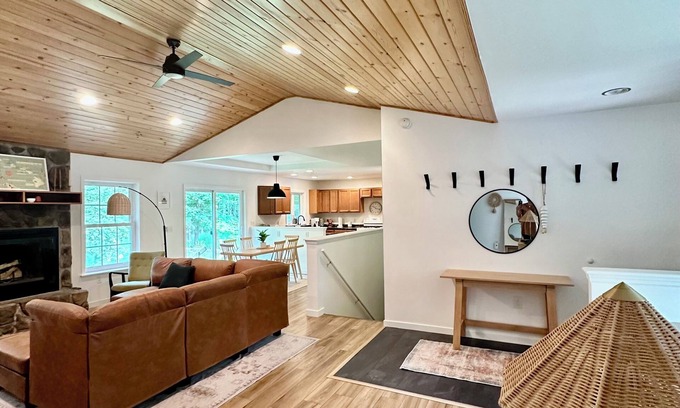 Marquette House | Marquette home centric to best hiking/biking trails, and beaches. Pet-friendly.