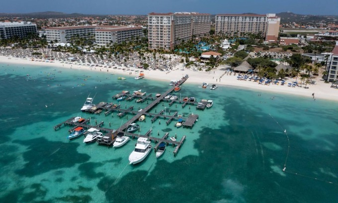 Noord Hotel | Marriott Aruba Surf Club - 2 Bedroom 2 Bath Premier Resort