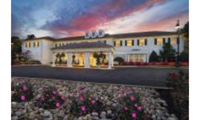 Galloway Resort | Marriott's Fairway Villas, Galloway, New Jersey - 2 Bedroom Suite 7/14-7/16 2023