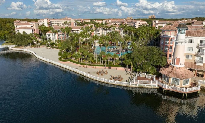 Williamsburg Resort | Marriott's Grande Vista resort in Orlando. 2 BR, 2 Bath, living rm, 1100 sqft.