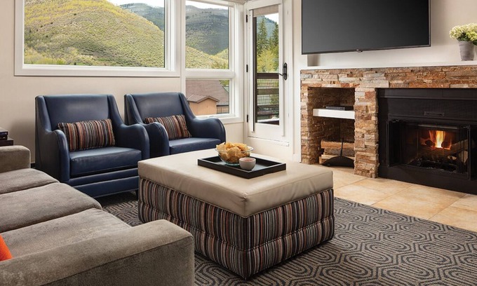 Highland Meadows Resort | Marriott's StreamSide Douglas in Vail located near world's premier ski slopes.