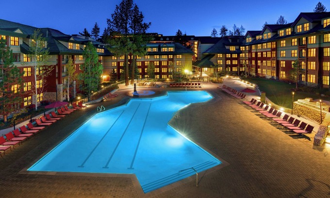 Lakeside Park Hotel | Marriott's Timber Lodge