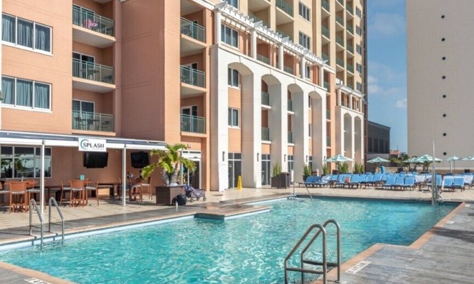 Barrier Island Apartment | Marriotts BeachPlace Towers - Studio