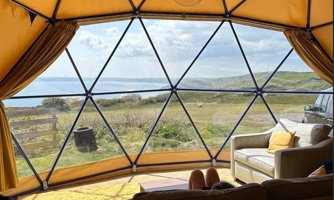 Llanybri Cabin | Marros Hideaway - Geodesic Dome with Sea views
