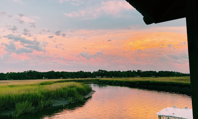 Townsend House | Marsh Front Home with Deep Water Dock on White Chimney River-Shellman Bluff.