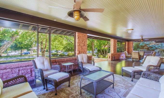 Lincoln Bed & Breakfast | Martha's Bed and Breakfast