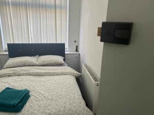 Tunstall House | Marvellous Room 1