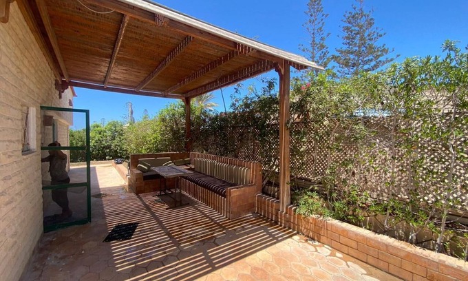 Ad-Dukhaylah Ski Chalet | Marvelous chalet with AC in Alexandria Governorate