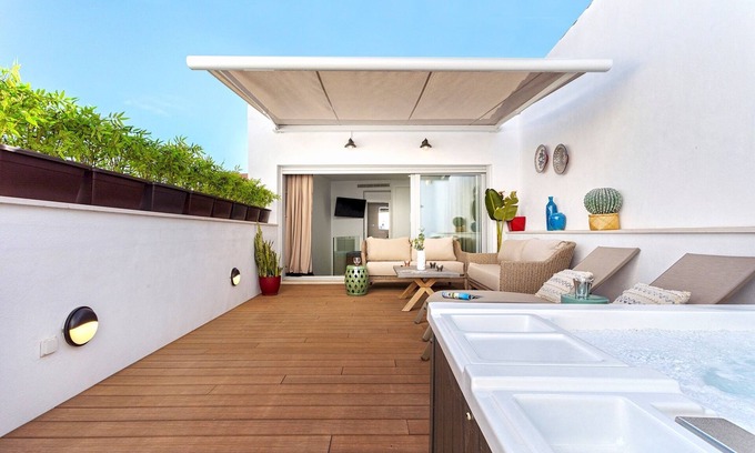 Triana Apartment | Marvelous 2-bedroom apartment with terrace in Triana. Castilla II