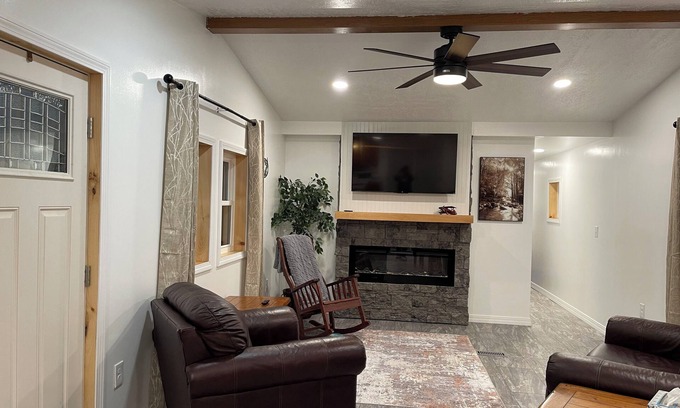 Fort Kent Mills House | Marvelous 2-bedroom home in Frenchville. Central to Madawaska & Fort Kent