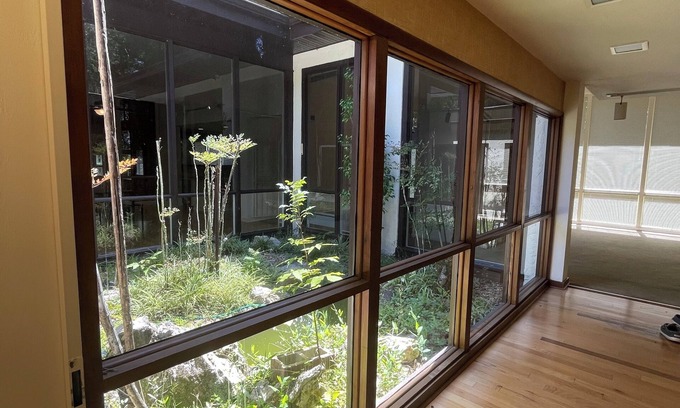 Gainesville House | Marvelous 4-bedroom house with pool and AC in Gainesville