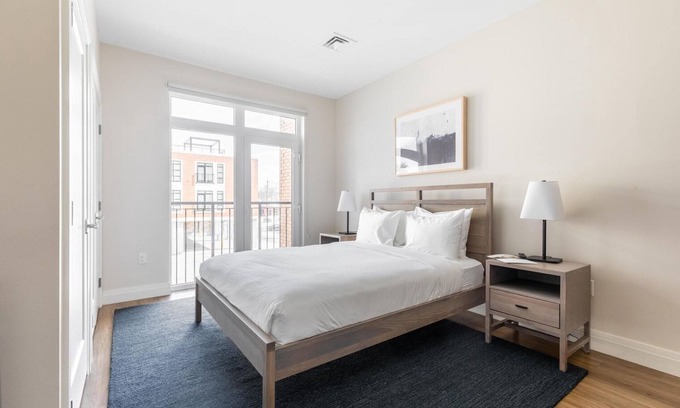 Newtonville Apartment | Marvelous Newton Studio w/W/D, nr Dining & Shopping, by Blueground