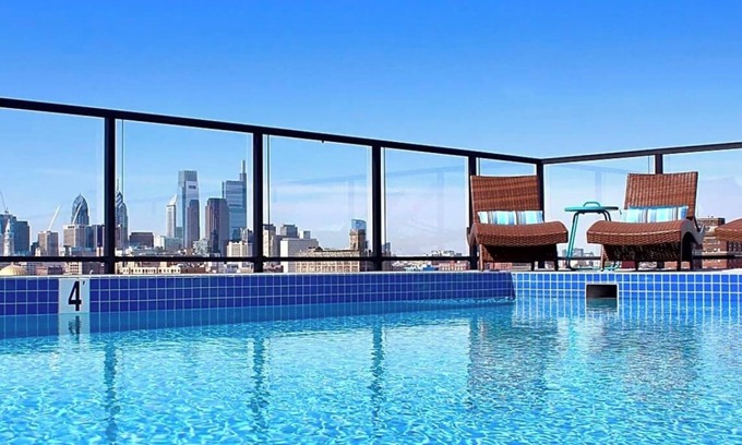 Olde Kensington Apartment | Marvelous Studio in Philly – Rooftop Pool & Gym