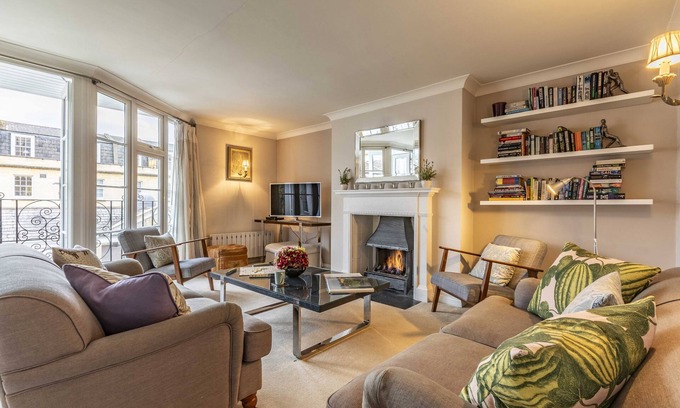 Bath House | Marvelously warm and stylish house that sleeps 6 on 3 separate floors - parking for 2 cars