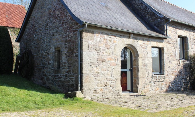 Plouegat-Moysan House | Mary's House