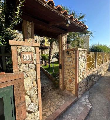 Sant'Eufemia Lamezia House | Mary's House