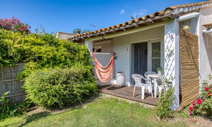Saintes-Maries-de-la-Mer House | 'Mas Des Cypres-Ensemble De 4 Mazets' with Private Terrace, Shared Garden and Wi-Fi