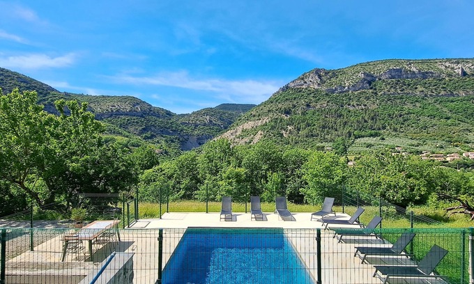Sahune House | MAS EN PROVENCE ON 5HA WITH HEATED SWIMMING POOL