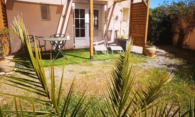 Saint-Andre Apartment | Mas Paret Studio with terrace mountain view in 1ha property