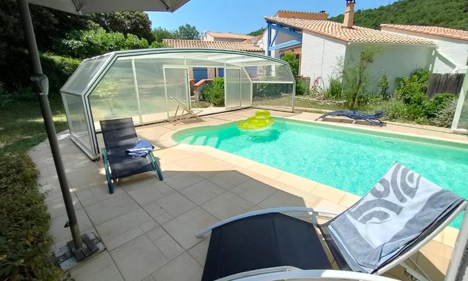 Camelas House | MAS VALLCROSA Chambre suite parentale avec jardin et piscine