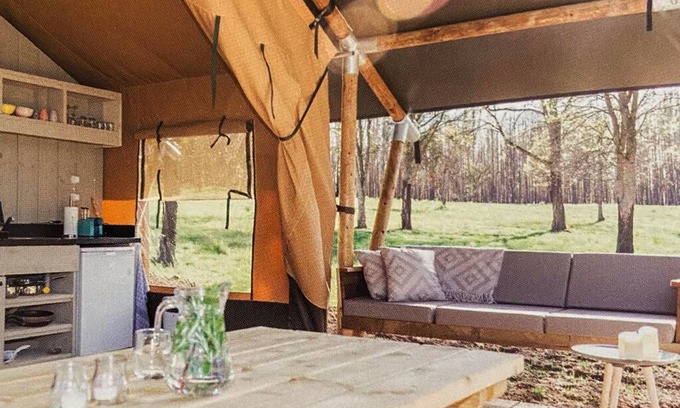 Sille-le-Philippe Ski Chalet | MASAI MARA Lodge Tent, home comforts and open-air pleasure