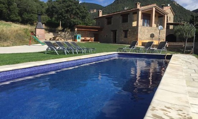 L'Espunyola Cottage | Masia La Coromina country house for 10 people perfect (full rental)