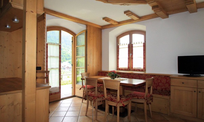 Almazzago Apartment | MASO MARGHERITA - LA CORT.