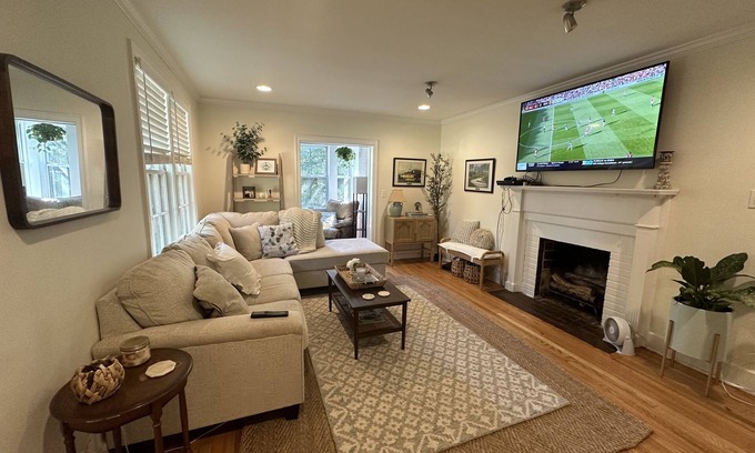Forest Hills House | MASTERS home just 2.5 mi to Augusta National! 7 min walk to Forest Hills Course