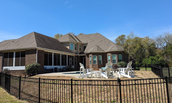 Grovetown House | Masters Home Rental - 5 Bed/5 Bath w/Pool, Theater