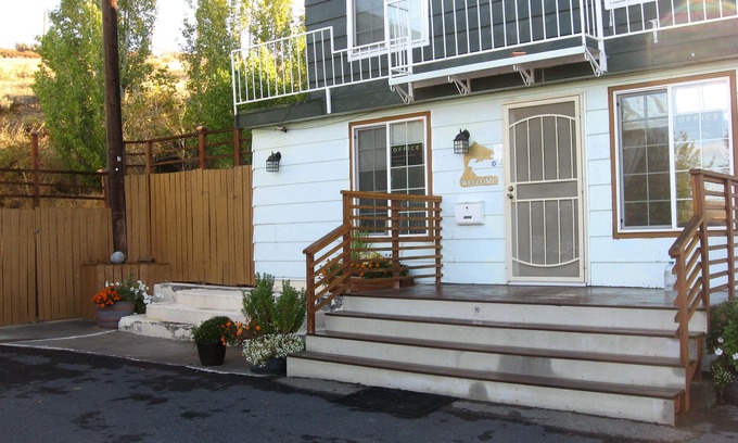 Soap Lake Hotel | Masters Inn