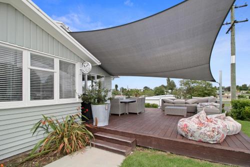 Mangakino House | Masters Manor - Mangakino Holiday Home